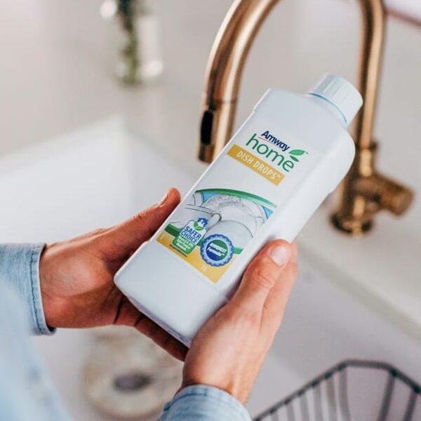 Zdroj: https://www.instagram.com/amwayeu/